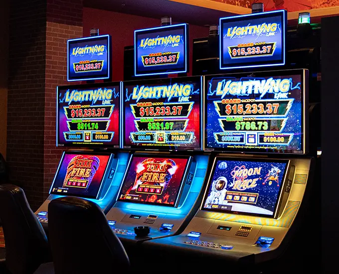 Playing Online Slot Games 